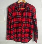 Market & Spruce red & blue plaid button up flannel