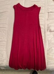 maroon sleeveless dress