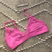 SKIMS FITS EVERYBODY LACE TRIANGLE BRALETTE TAFFY NWT