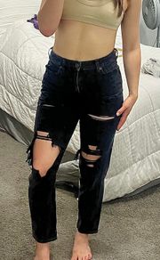 AEO Mom Jean Distressed Stretch Black