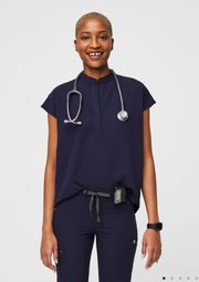 Scrub Top Navy Extra Small