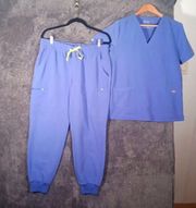 Figs women's set scrub pant n top. Size large