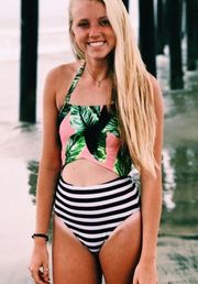 Women's Albion Fit Island Hopper Cut Out Halter Strapless Swimsuit Size XS EUC