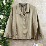 Per Se by Carlisle Cropped Silk Buttoned Lightweight Jacket Beige Khaki Size 10