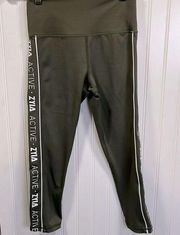 Zyia Acitve sage green cropped logo leggings