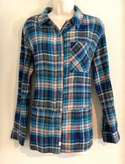 NWOT Melrose & Market plaid button up shirt. Sz Small