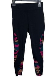 POP Fit Piper colorblock black and colorful camo athletic leggings size M