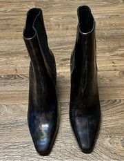 Donald Pliner Women's Laila Patent Leather Bootie‎ Black Women's 8.5 Iridescent