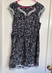 Dorothy Perkins Black and White Pattern Mini Dress Size 10 EUC