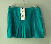 new with tags Court allure front pleat skirt