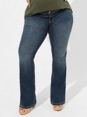 Torrid Womens 26 Short Plus Luxe Slim Boot Jeans NEW