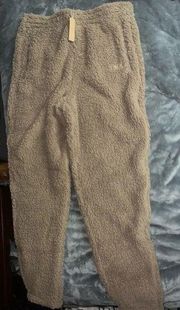 NWT  teddy pants jogger