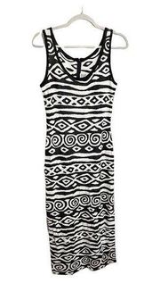 St. John Collection Sleeveless Bodycon Dress Sheath Geo Print Black White Size 6