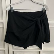 ZARA  Black Knot Tie Asymmetrical Shorts