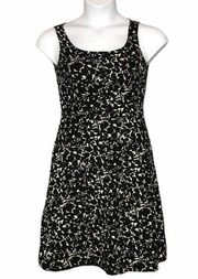 Ann Taylor 100% Silk Black and Cream Floral Sleeveless Fit & Flare Dress size 6