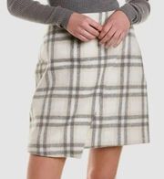 Bagatelle Collection Cream and Gray Plaid Short Skirt