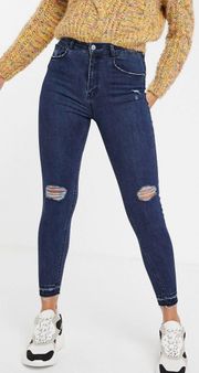 Skinny High Rise Capri Jeans