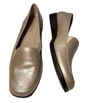 Easyspirit light beige flats size 10N