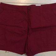 Women’s 24W lady bug red cargo shorts