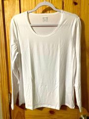 NWT - 32 Degrees Heat women’s size XL long-sleeved tee in white