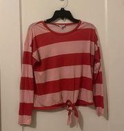 good condition Red and pink front knot crop