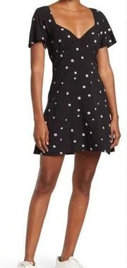 LIKE NEW Abound Black & White Daisy Floral Patterned Short Sleeve Mini Dress XS