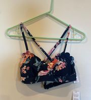 Cupshe Navy Blue Floral Bikini Top