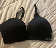 DKNY Black t-shirt bra large