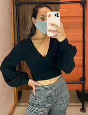 Urban Outfitters UO Cropped V Neck Long Sleeve