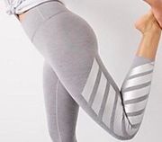 JCrew x New Balance Seamless Cropped Leggings S