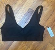 Weworewhat V-neck sports bra brand new size M in black
