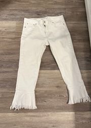 Izzy cropped jeans are a size 12.