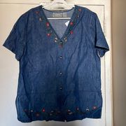 New w/o Tags Jane Ashley Embroidered Denim Short Sleeve Blouse XL Side slits