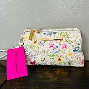 Betsey johnson wristlet wallet​