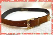 The limited vintage tan suede belt with golden buckle made in Italy