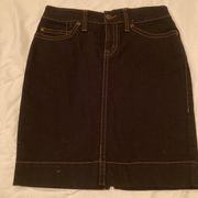 NWOT  Sz 6 Dark Denim Skirt