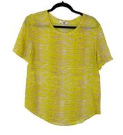 Equipment Shirt Women Size Medium Riley Yellow Silk Animal Print Short Sleeve