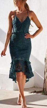 NWT Two Sisters Lace Dress