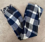 Ultra soft Plush oversized scarf shawl plaid navy/white