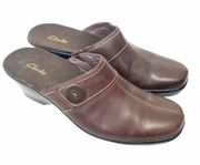Clarks Brown Leather Slip On Clogs Sz 7.5
