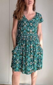 Garnet Hill Dress Printed Knee Length Size 4 Green Summer Spring Vibes