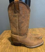 Women’s Justin boots western cowboy  size 6.5B riding boots brown leather