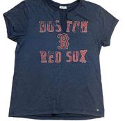 Banner 47 Boston Red Sox Distressed T-Shirt Size Medium Women’s