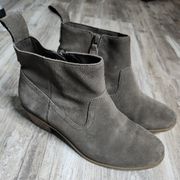 Vera for Vionic Gray Suede Side Zip Ankle Booties Womens Size 8 - VS355