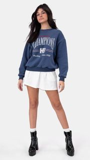 CHAMPIONS Embroidery Sweatshirt