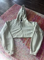 cropped hoodie