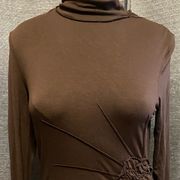 Max edition brown turtleneck size medium