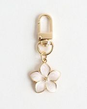 Daisy 1pc Flower  Keychain Elegant Alloy Keyring Hanging Pendant Bag Charms