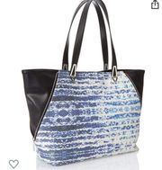 NWT Women’s Danielle Nicole Tarah Tote  Bag Blue