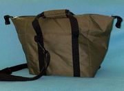 MACY’S insulated tote lunch bag olive green adjustable removable shoulder strap